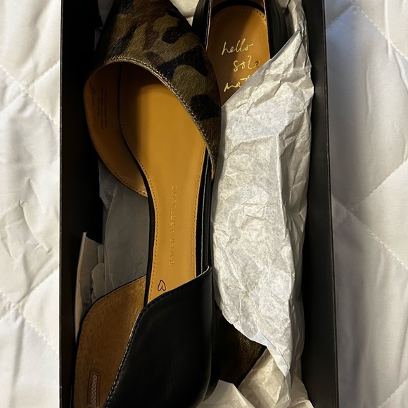 Banana Republic D’Orsay Camo Print Flats - Picture 4 of 5